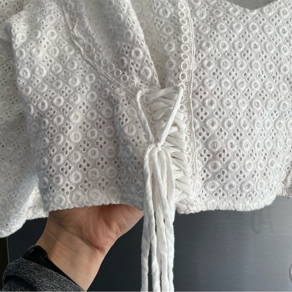 PRETTYLITTLE THING White Broderie Anglaise Bohemian Cropped Top Size 12 - Picture 3 of 8